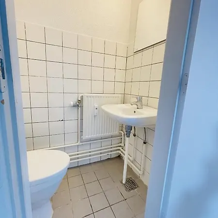Aday - Sleepwell - Room 4